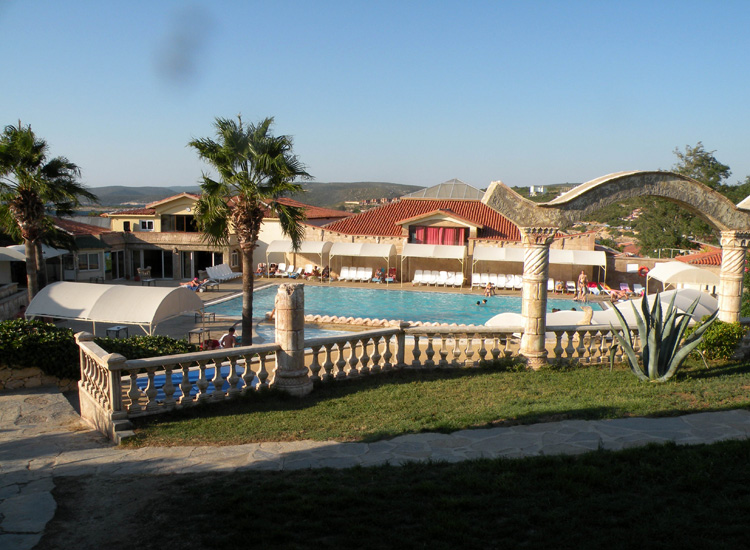 Club Resort Atlantis Sigacik Izmir TR 26-08-11 0164a.jpg