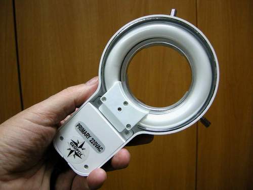 04-Illuminatore annulare al neon Geoptic Primary 220 VAC.jpg