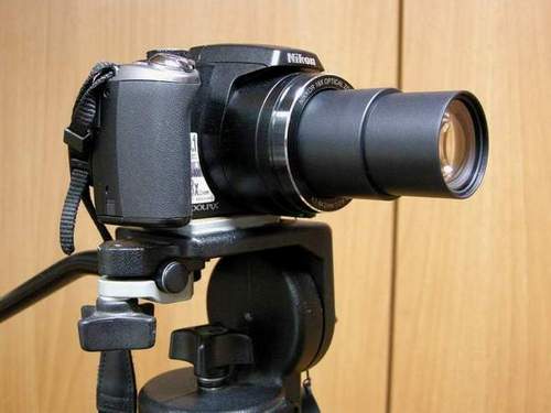 02-Massima estensione dello zoom ottico 27-486 mm..jpg